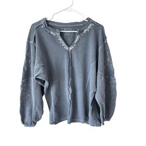 Caite Kyla Seo blue embroidered long sleeve blouse bohemian size small